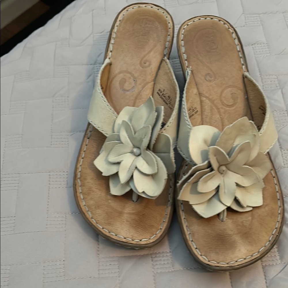 Born Women's Floral Sandals